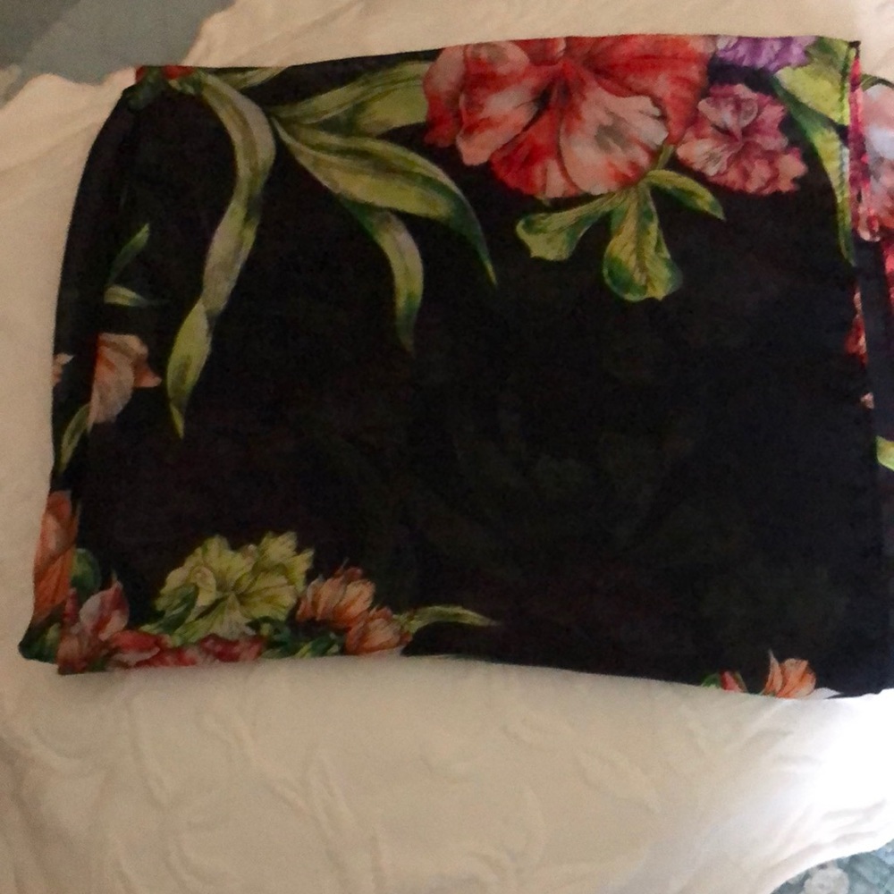 Beautiful H&M scarf wrap